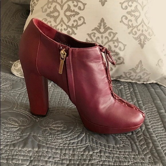 Authentic Christian Dior Burgundy leather booties - Picture 6 of 8